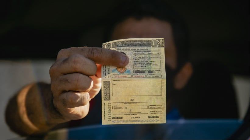 Pessoas de baixa renda podem solicitar serviço gratuito de habilitação no programa CNH Popular, que chega a 100 munícipios do Ceará em 2025